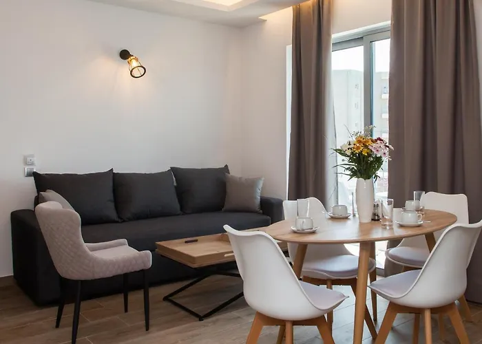 Sunrise Luxury Rhodes מלון 3*