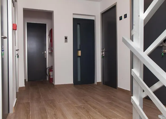 Sunrise Luxury Rhodes מלון 3*