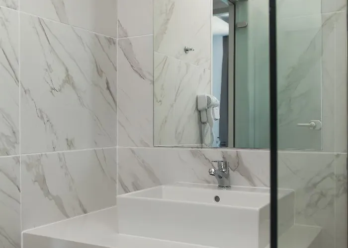 Sunrise Luxury Rhodes עיר רודוס